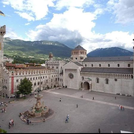 B&B And Apartments Al Duomo Trento Exterior foto